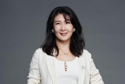 龙8头号玩家国际国际副总裁兼董秘陈崧：中企“出海抢人”已进入3.0时代
