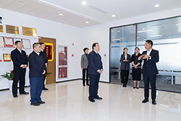 龚正市长走访服务龙8头号玩家国际国际等重点企业，真心实意为企解忧、助企增利、促企开展